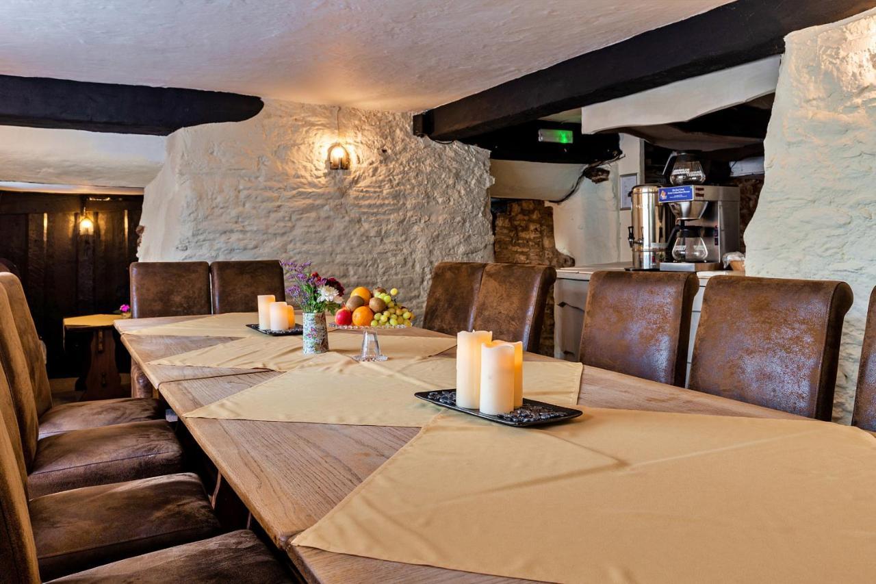 Finest Retreats - The Old Church House Inn Broadhempston Exterior photo