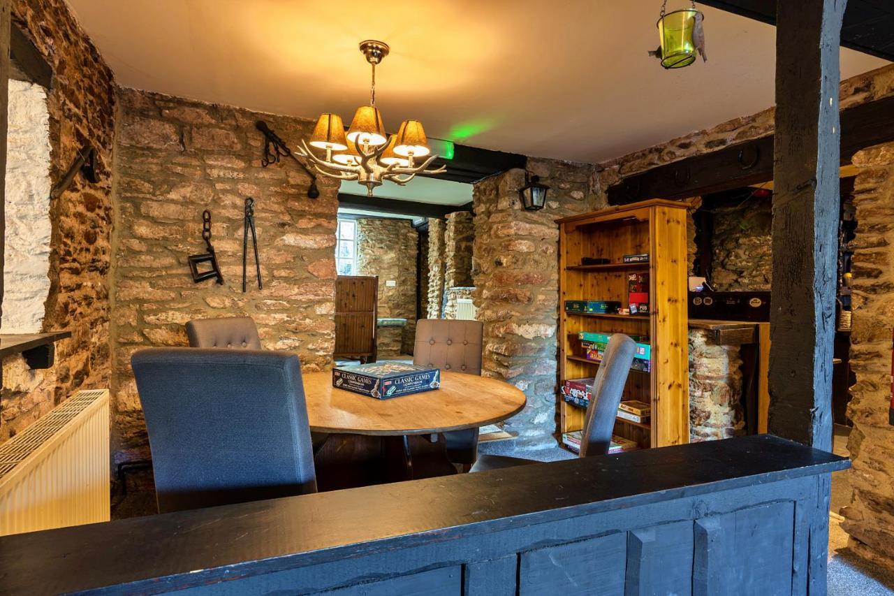 Finest Retreats - The Old Church House Inn Broadhempston Exterior photo